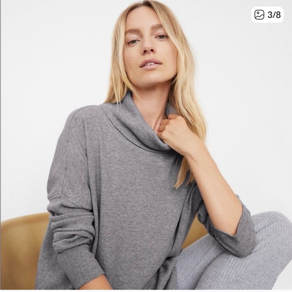 Aritzia/TNA Thermal Cowelneck